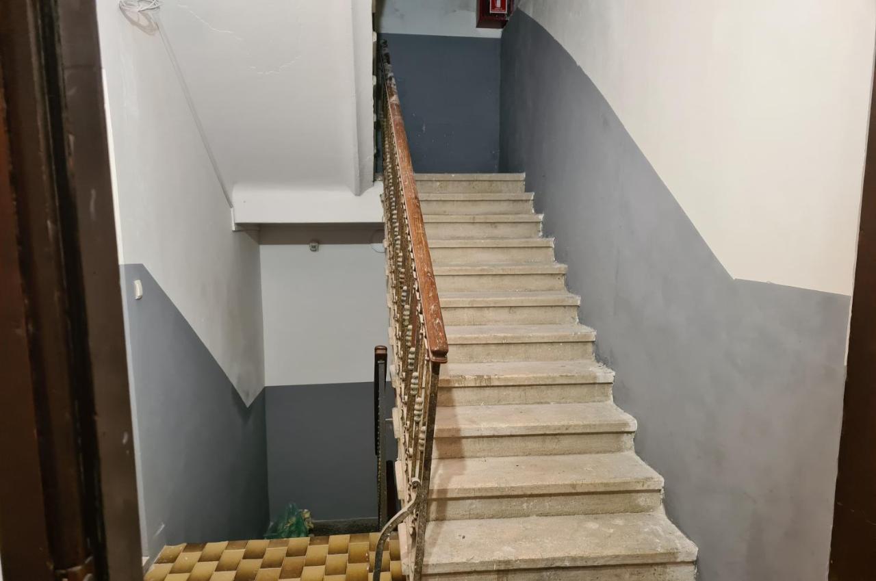 Se-Na Apartment Pula Bagian luar foto