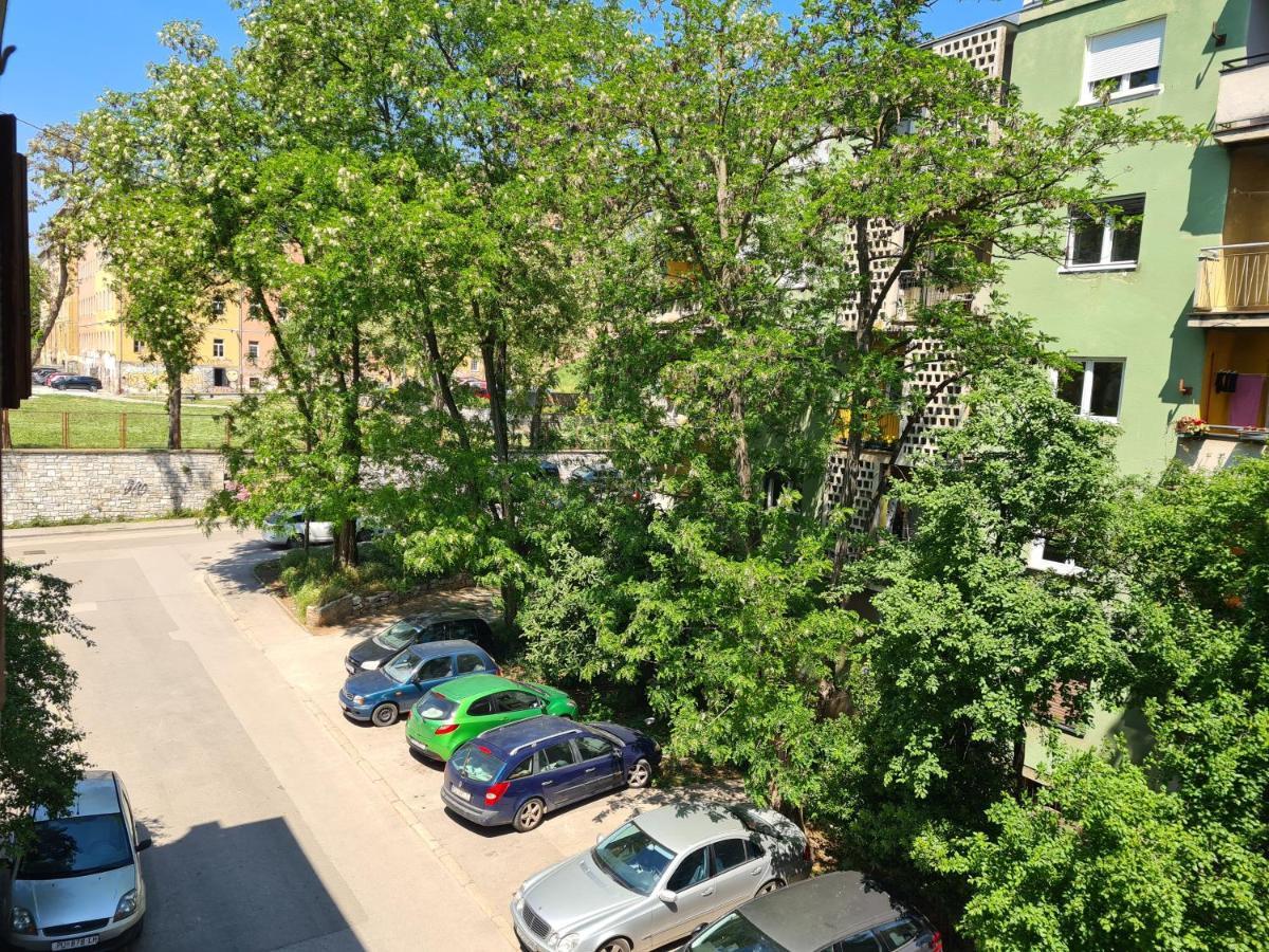 Se-Na Apartment Pula Bagian luar foto